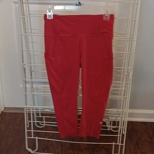 Lululemon Red swift speed high rise crop 6